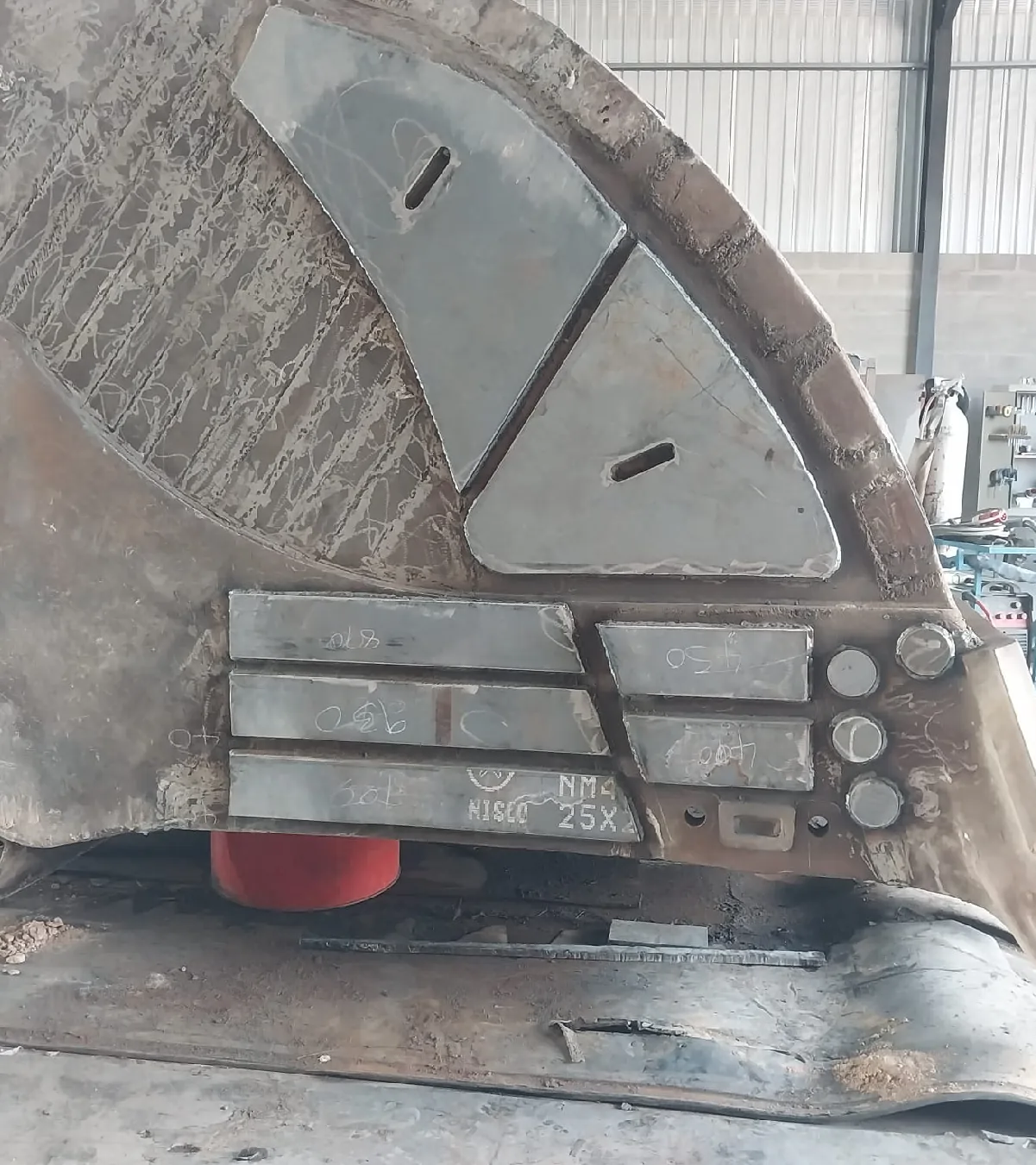 Heavy boom structural repair by CBU Engineering